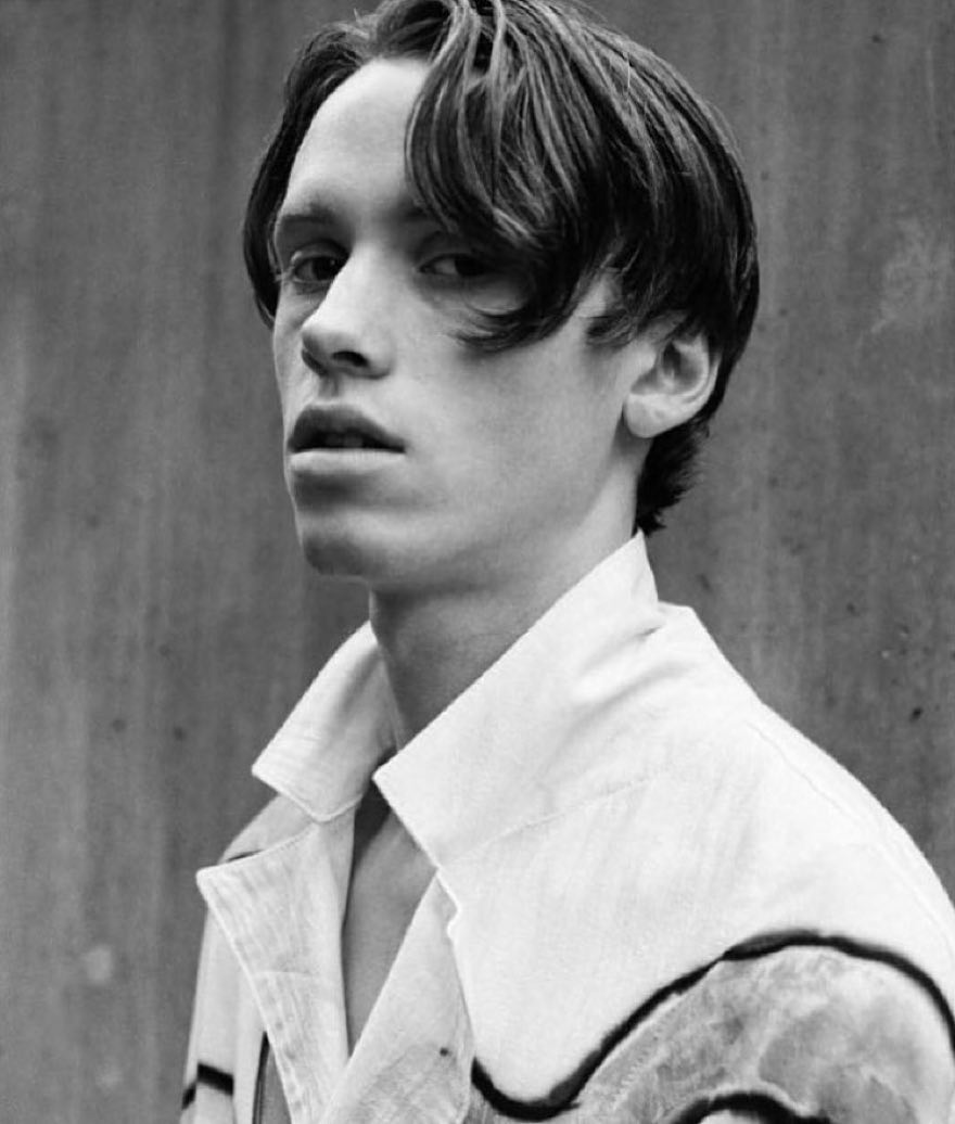 Happy new year! William @williamdecourcy for Varon Magazine. Photography by Lonny Spence and Styling by Hugo Lavin.@varonmagazine @lonnyspence @hugolavin @alexandersoltermannhair