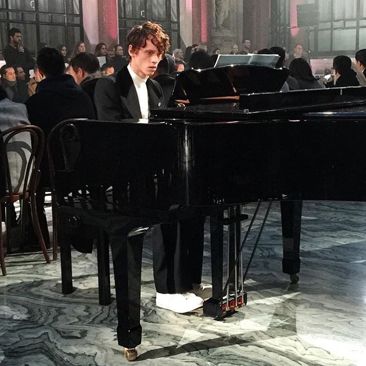 Repost @heromagBesides the fact that 6 Tomorrow Is Another Day boys walked the beautiful Alexander McQueen show, our lovely William @williamdecourcy played the piano! Thank you @alistermackie @jesshallettcast and @caitlin_prosser_