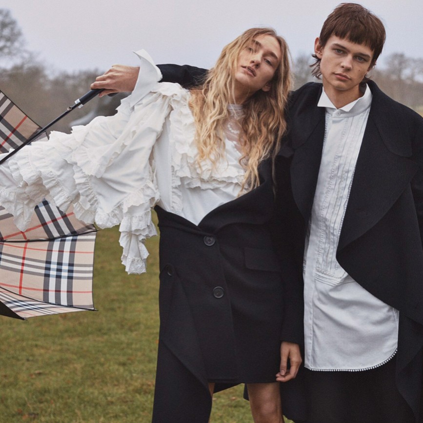 Alex K (@komrein) stars in Burberry's February 2017 campaign. Photography by Josh Olins and styling by Max Pearmain. Hair by Duffy and make-up by Sally Branka. Thank you @jesshallettcast and @caitlin_prosser_!