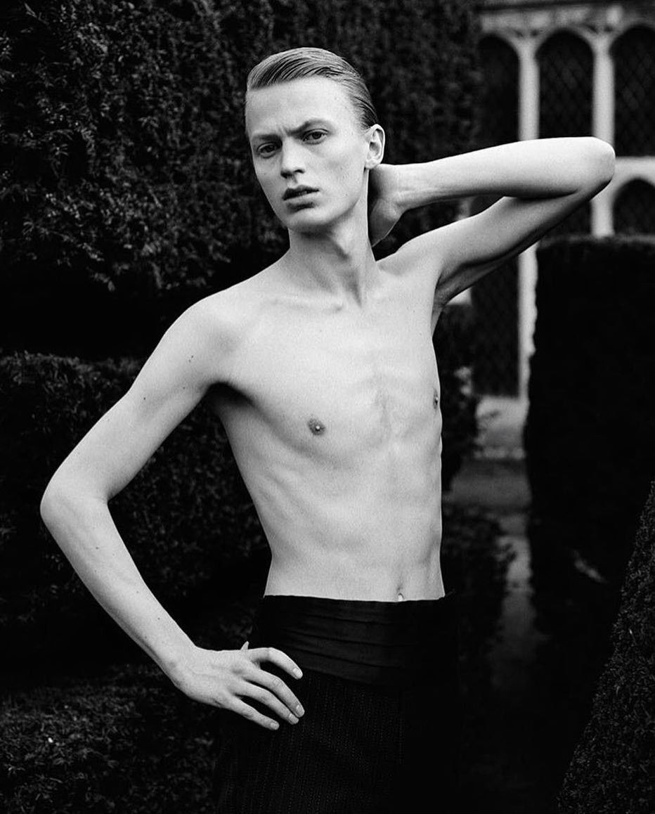 Jonas G (@jonasgloeer) for Arena Homme +. Photography by Alasdair McLellan and styling by Benjamin Bruno. Hair by Shon and make-up by Thomas de Kluyver.