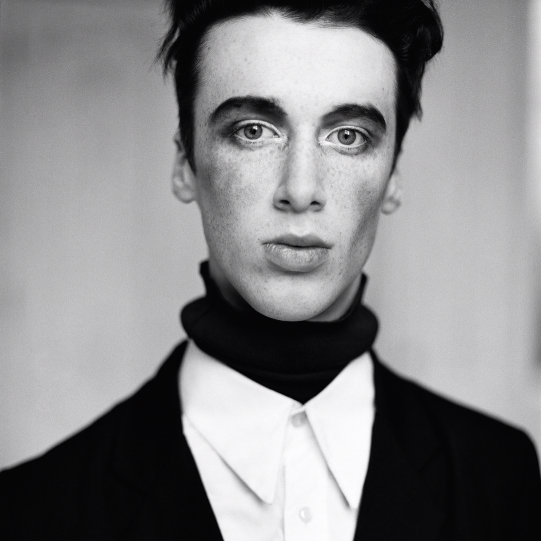 Robert S (@robertsansom_) for Arena Homme +. Photography by Oliver Hadlee Pearch and styling by Max Clark. Hair by Matt Mulhall and make-up by Nami Yoshida. Thank you @ahcasting!