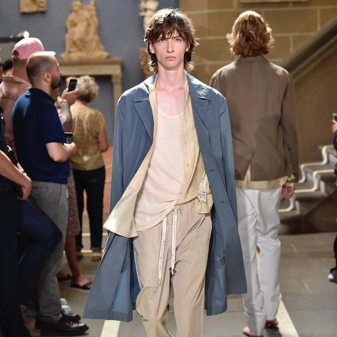 Benno (@bennobulang) for Federico Curradi SS18. Styling by Tom Van Dorpe. Thank you @arianna_pradarelli and @davidstevenwilton!
