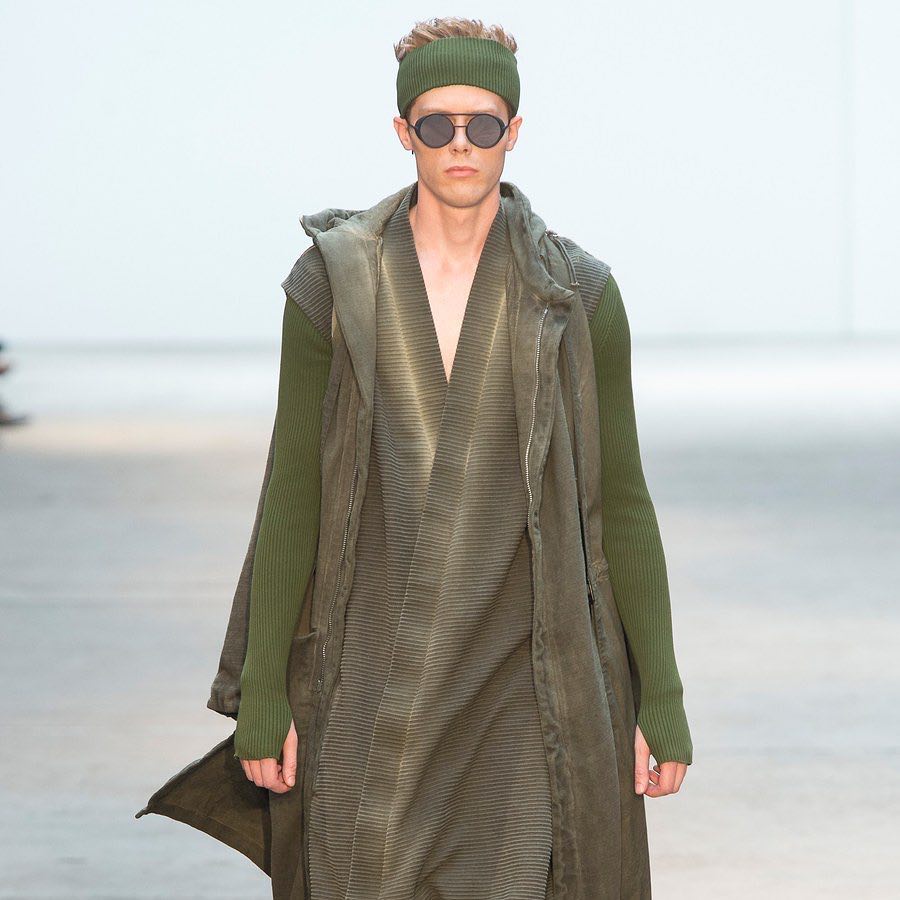 Oliver C (@oliver.c.b) for Boris Bidjan Saberi SS18. Thank you @twobirdscasting!