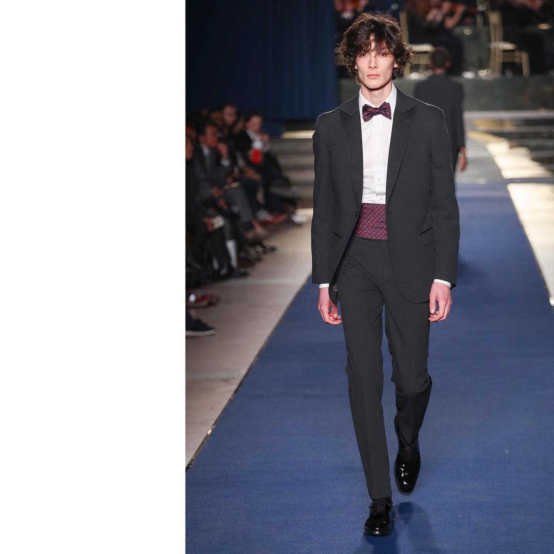 Anton J (@antonjaeger) closing Brooks Brothers AW18. Styling by Julie Ragolia. Thank you @barbaranicolicasting and @andrea_prato!