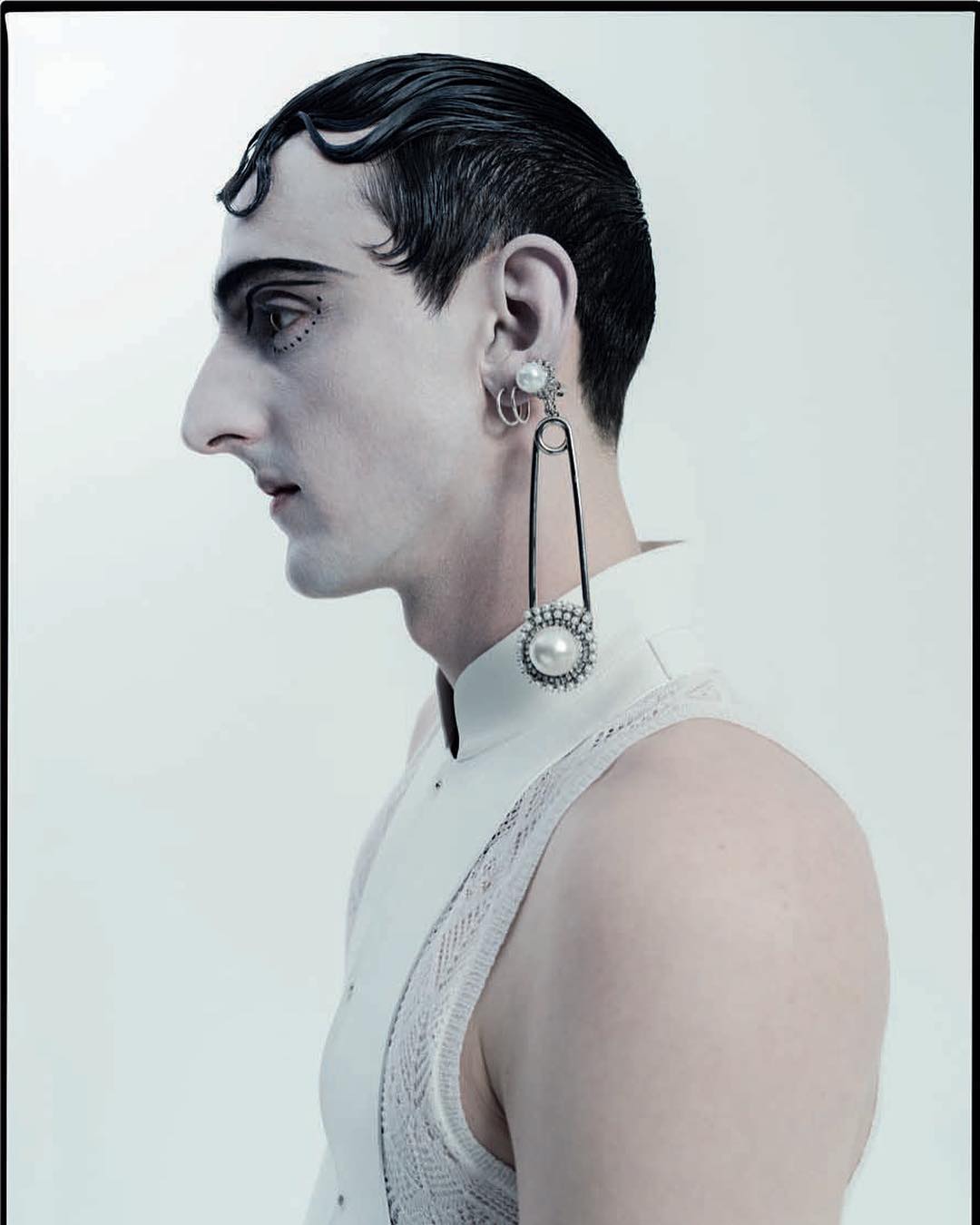 Ben S (@benkschofield) for Vogue Italia. Photography by Tim Walker and styling by Katy England. Hair by Malcolm Edwards and make-up by Lucy Bridge. Thank you @samuel_ellis!