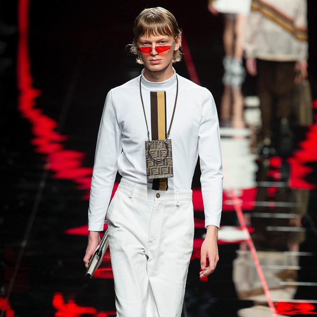 Jonas G (@jonasgloeer) closing Fendi SS19. Styling by Julian Ganio. Thank you @pg_dmcasting, @samuel_ellis and @arthurmejean!