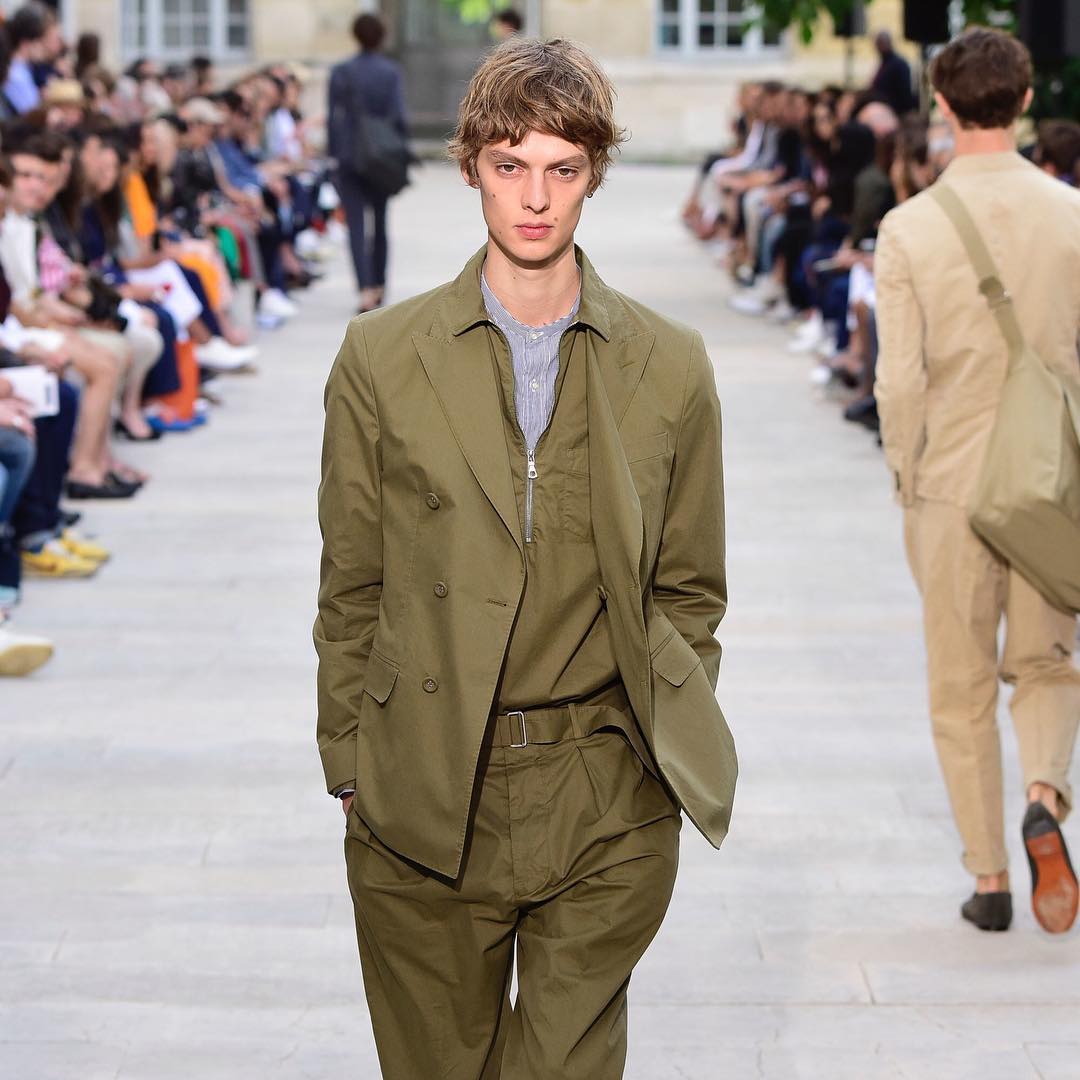Leon D (@leondame) closing Officine Générale SS19. Styling by Benoit Bethume. Thank you @paullouisor!