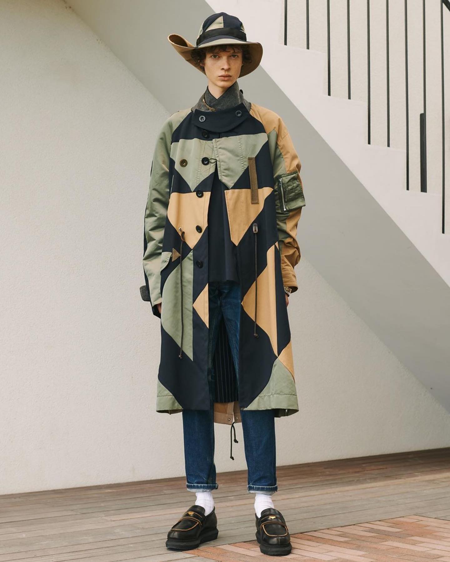 Arthur (@arthurellisdarlow) for Sacai Spring/Summer 2021. Styling by Yasuhiro Watanabe, hair by Asashi, makeup by Yuka Washizu and casting by Bobbie Tanabe.
