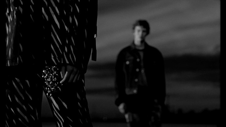 Aramish for Dries Van Noten SS21. The long dream of walking. A short story inspired by the works of Len Lye. A film by Leonardo van Dijl, Dop by Nikolas Karakatsanis, hair by Marlien Echelpoels, make up by Florence Teerlink, casting by Jan Vanhoof.