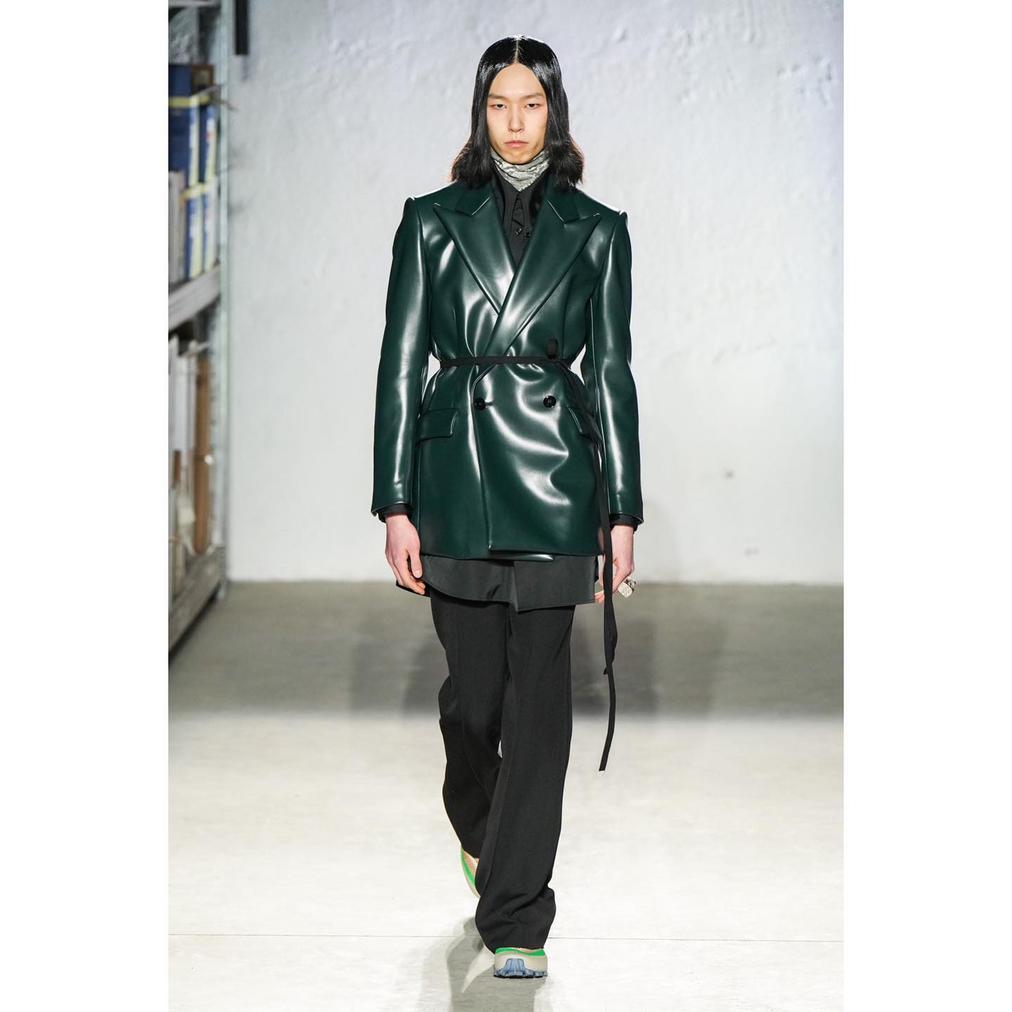 Gyu (@kg_hyun ) for MM6 Maison Margiela FW22. Styling by Anna Pesonen, hair by Gary Gill, make-up by Vassilis Theotokis, casting by Leila Azizi for SUŪN.