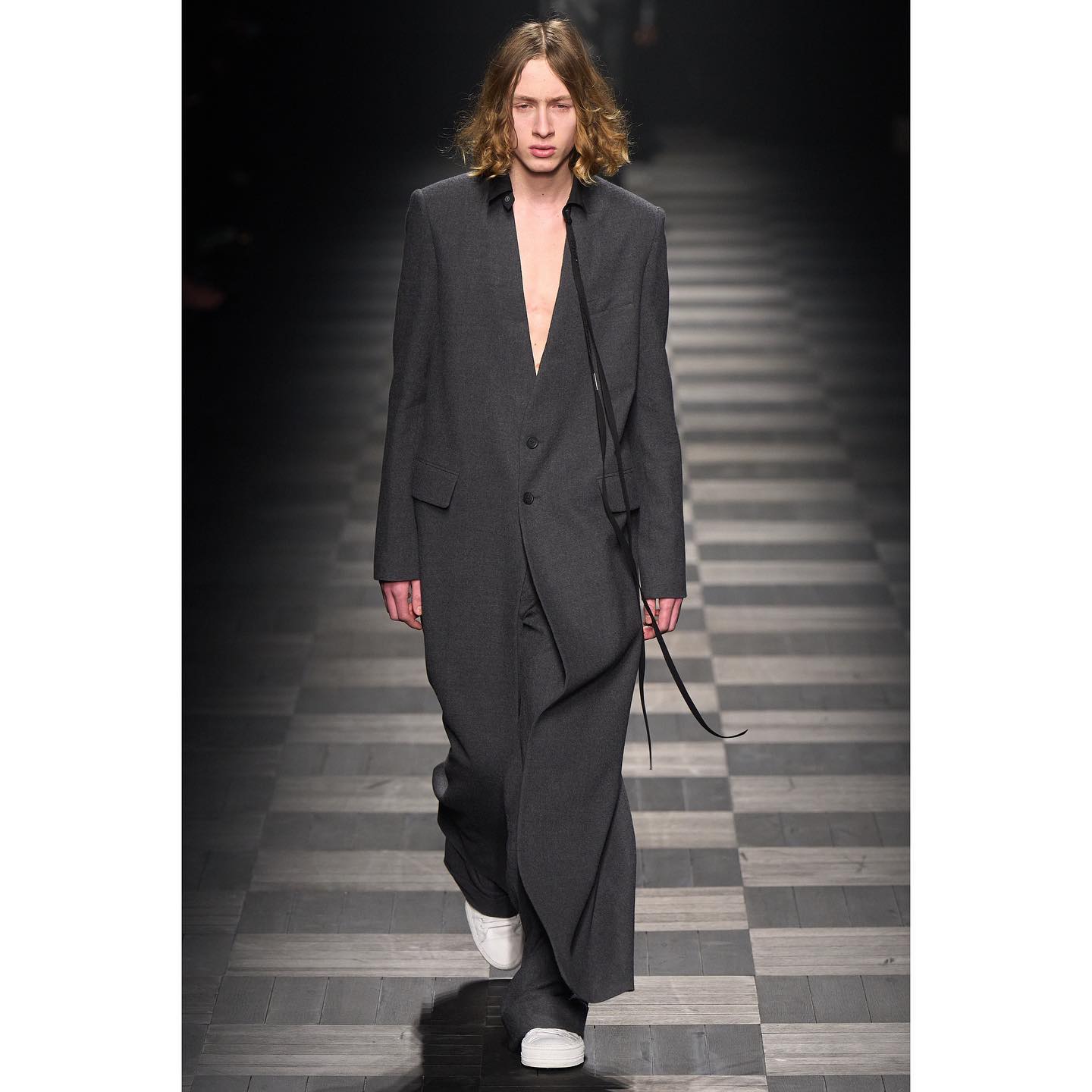 Oskar H (@tai2un ) for Ann Demeulemeester FW22. Styling by Olivier Rizzo, hair by Anthony Turner, make-up by Lynsey Alexander, casting by DM casting.