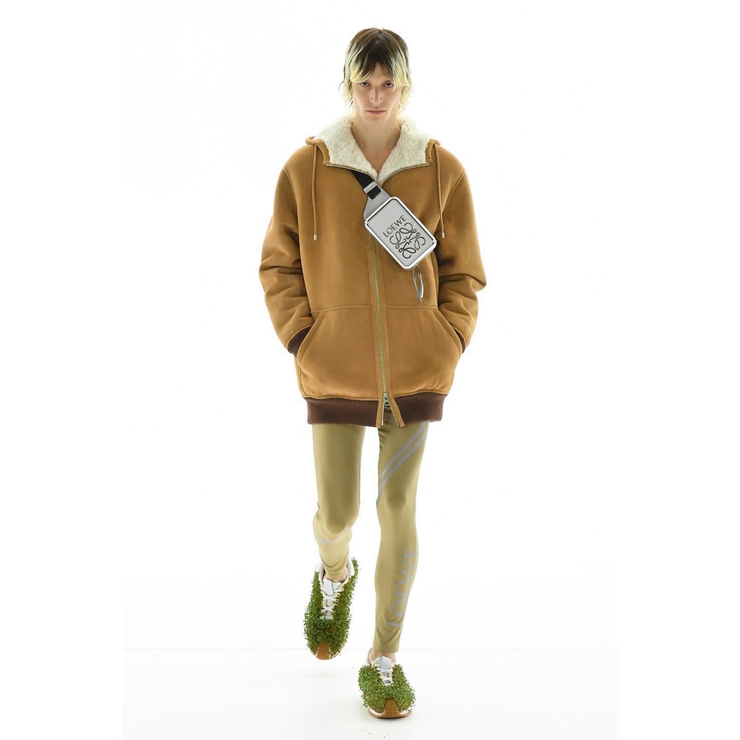 Mattis (@mattiswuyts ) for Loewe SS23. Styling by Benjamin Bruno, hair by Anthony Turner, make up by Lynsey Alexander, casting by Ashley Brokaw.