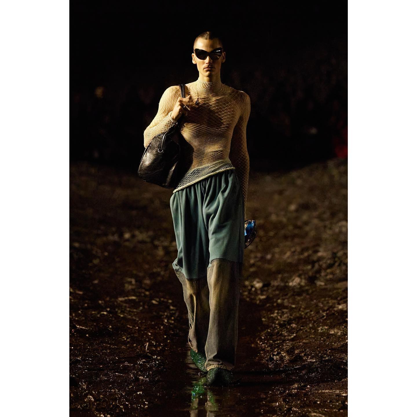 Benjamin M (@steezinspielberg ) for Balenciaga SS23. Hair by Gary Gill, make-up by Inge Grognard.