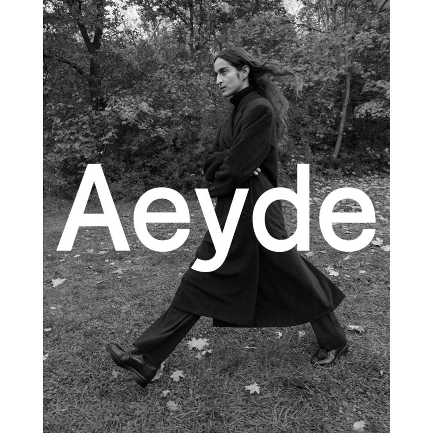 Matilde (@crispedflour ) for Aeyde Fall 22. Photography by Ferry Mohr, styling by Almut Vogel, hair and make-up by Isabel Maria Simoneth.