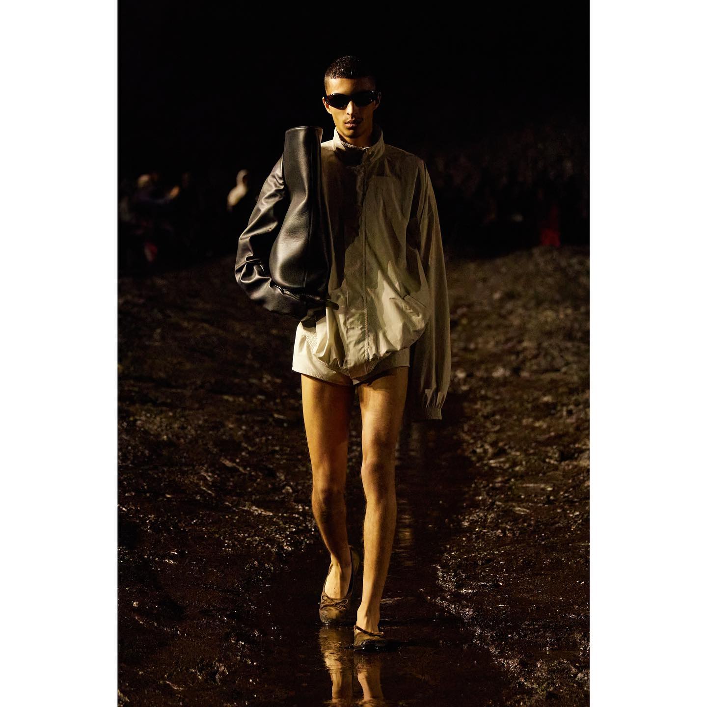 Noureddine (@nour.bdk ) for Balenciaga SS23. Hair by Gary Gill, make-up by Inge Grognard.