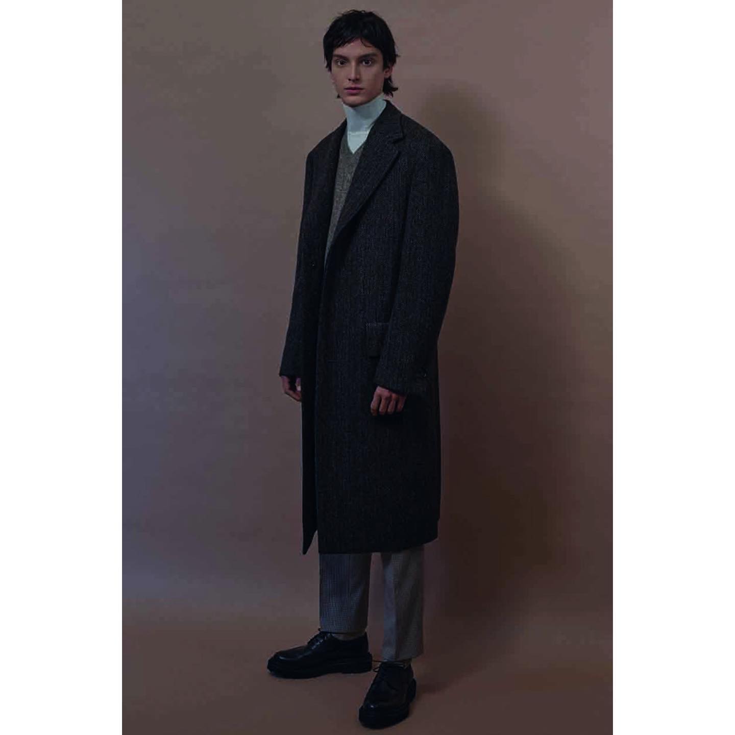 Dries (@dries.haseldonckx ) for Corneliani FW23 Circle Collection. Photography by Pablo Arroyo, styling by Garth Spencer, grooming by Simone Prusso, casting by Simo Bart Casting.
