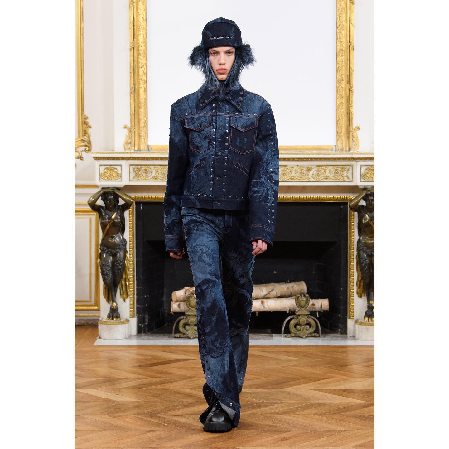 Martin L (@mt1_______ ) opening for Feng Chen Wang FW23. Styling by Anders Solvsten Thomsen, casting by Manon Sassy.