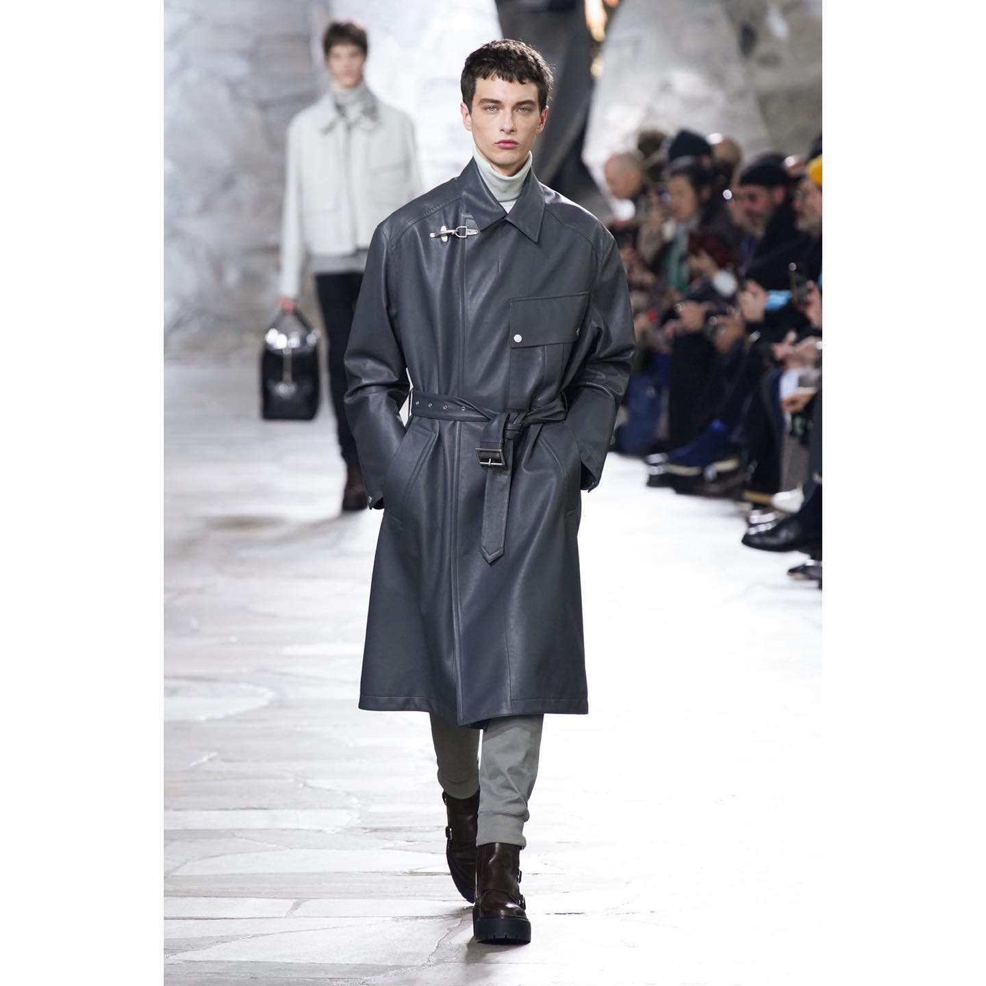 Viktor K (@viko63 ) opening and closing for Hermes FW23. Styling by Beat Bolliger, casting by Sophie Bruynoghe.