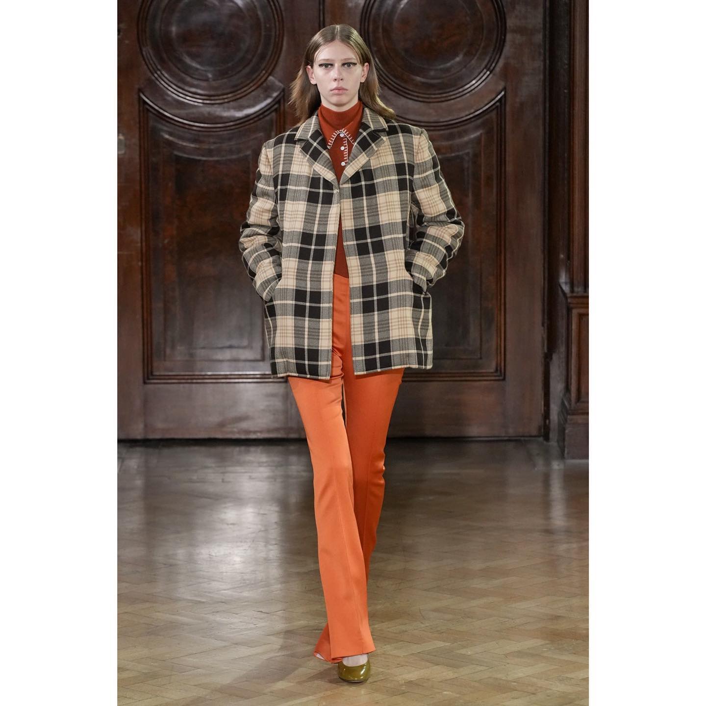 Apollonia (@apo.stoi ) for Emilia Wickstead FW23. Styling by Kate Phelan, casting by Arqa.
