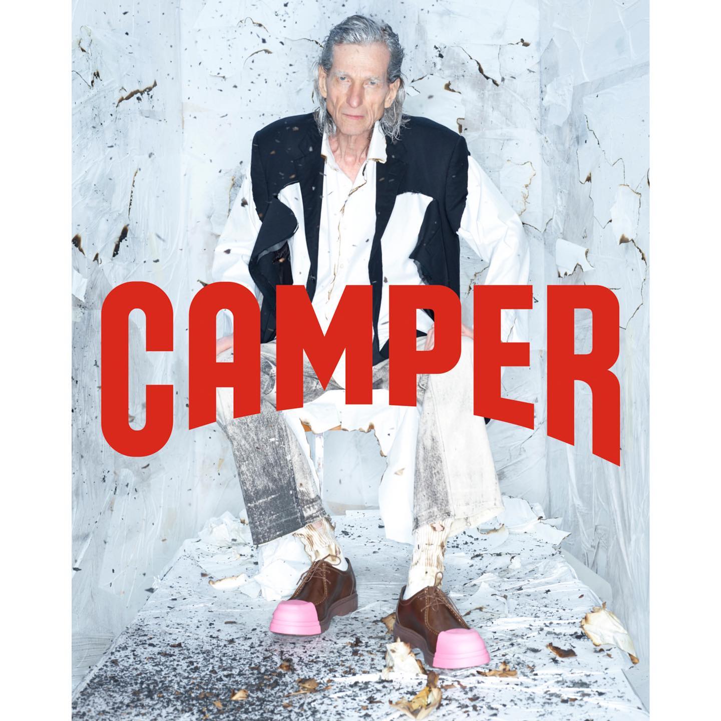 Karl-Ernst for Camper SS23 Campaign. Photography by Tom Blesch, styling by Marialena Morelli, hair by Pablo Kuemin, make-up David Koppelaar, casting by Alexis Ocón.