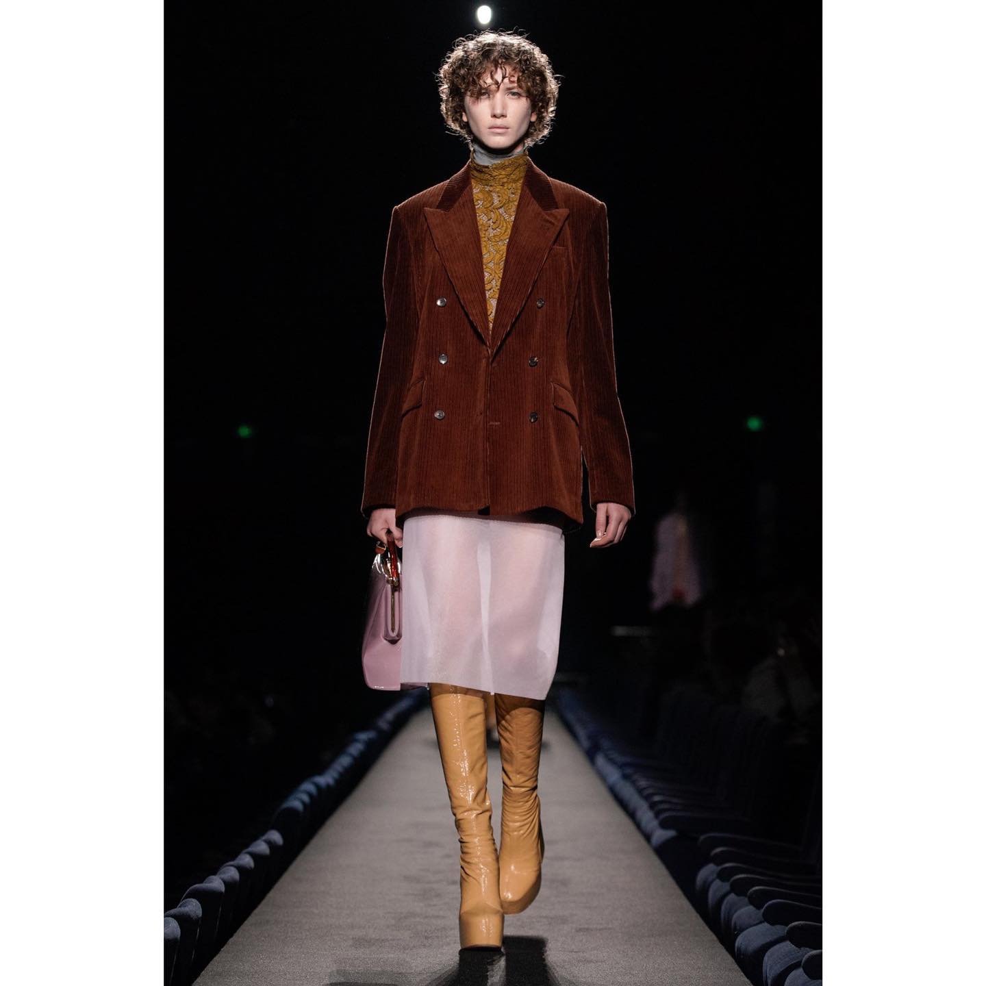 Nella (@nelladisc ) for Dries Van Noten FW23. Styling by Nancy Rohde, casting by DM Casting.