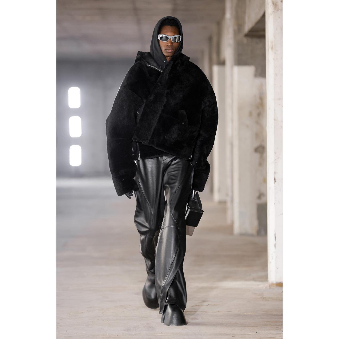 Sidy (@not.seed ), Callum (@callumheslop ), York (@york.jun ), Igor V (@igor_v_w ), Leo (@leo.cremer ), Jacob A (@ughbeauc ), Gyu (@kg_hyun ) for Heliot Emil FW23, casting by Svea Greichgauer.