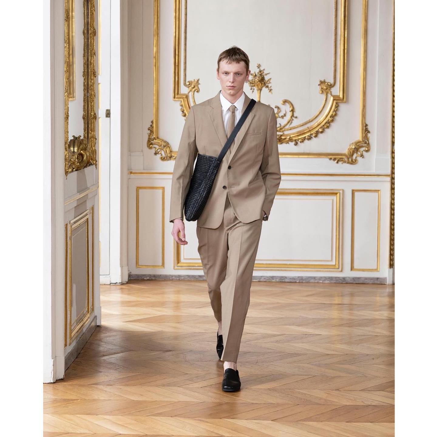 Igor V (@igor_v_w ) for Cos Atelier SS23. Styling by Virginie Benarroch, casting by Simone Schofer.