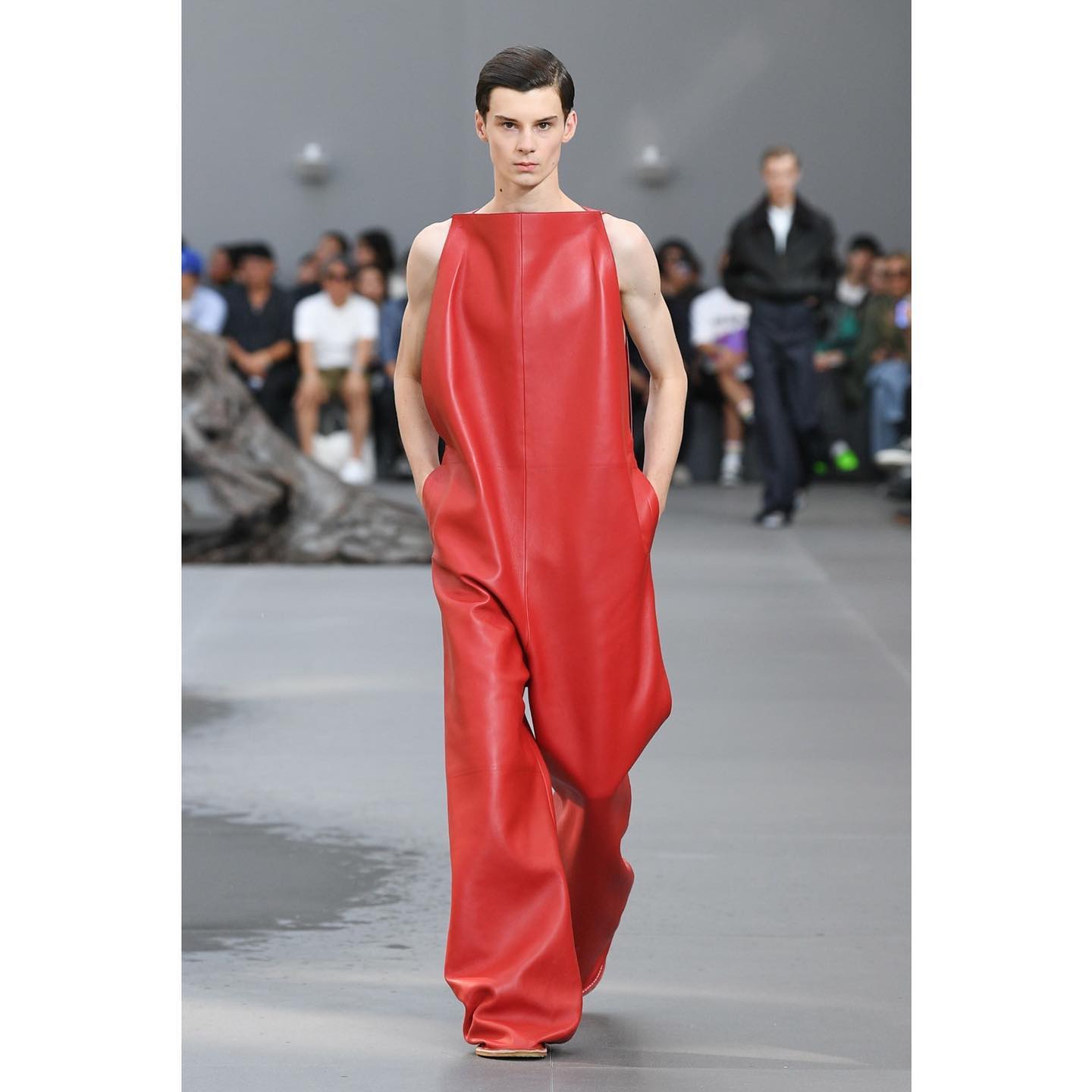 Bojan (@bojan.ronsijn ) for Loewe SS24. Styling by Benjamin Bruno, casting by Ashley Brokaw.