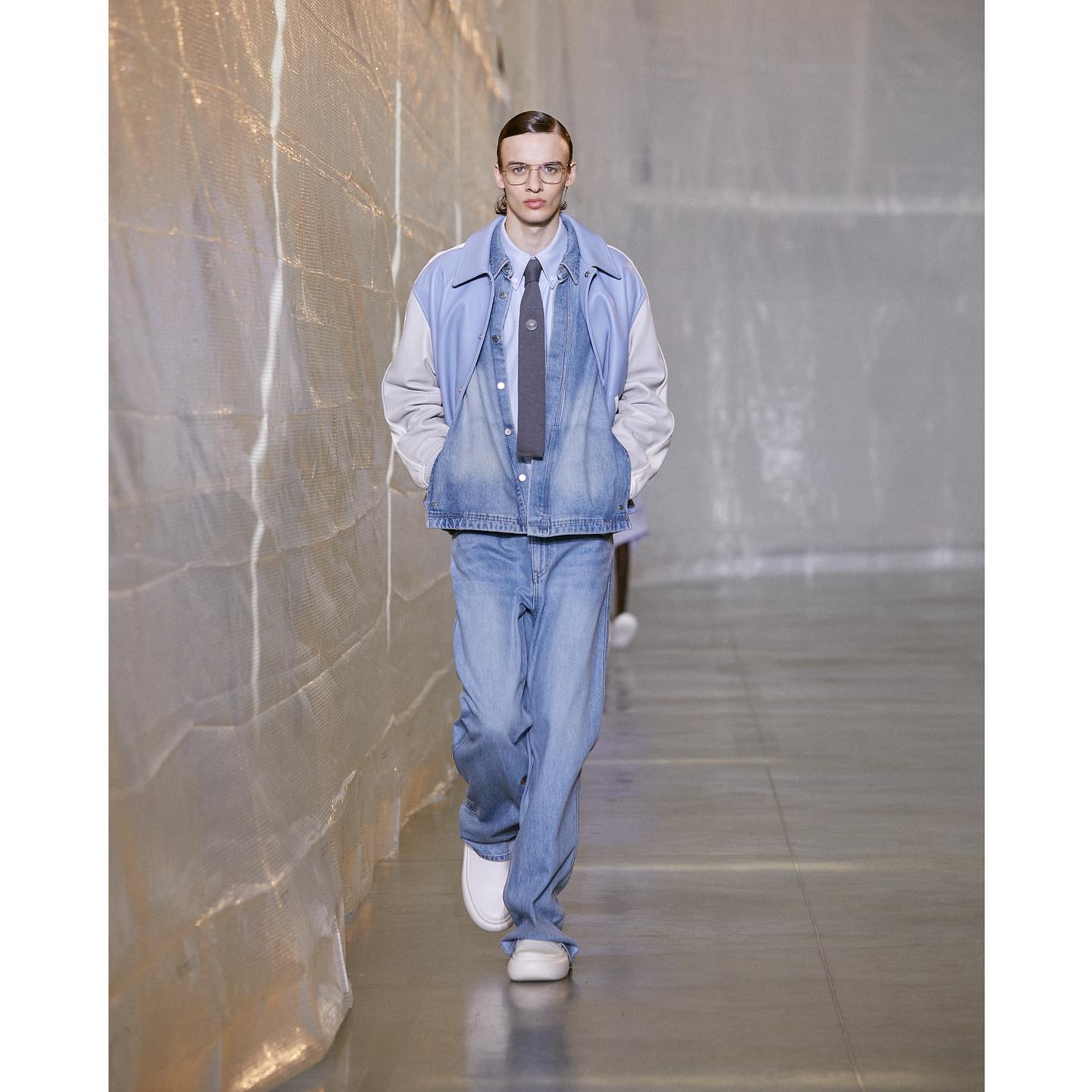 Leo (@leo.cremer ) for Solid Homme SS24. Styling by Julian Ganio, casting by Marie Levy.