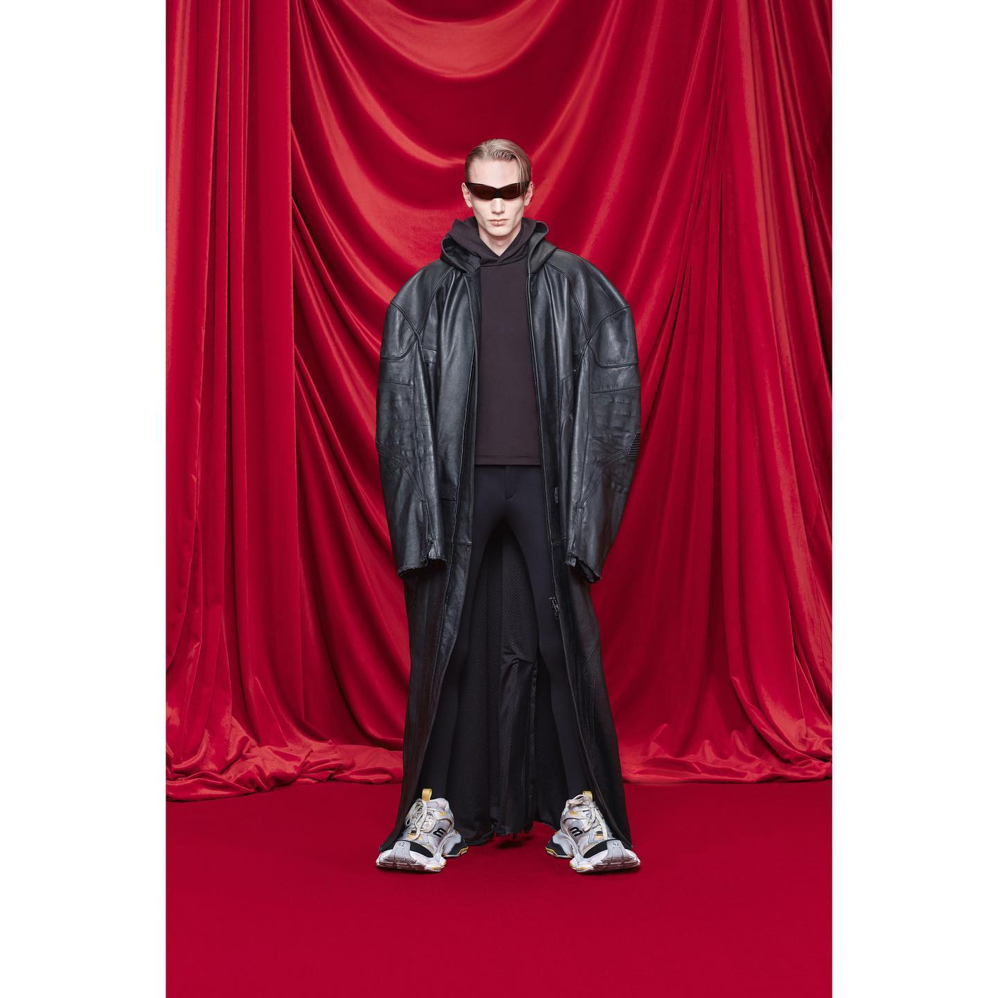 Jannis (@jannishanselmann ) and Hristo (@hristo_marinov5960 ) for Balenciaga Spring 24.