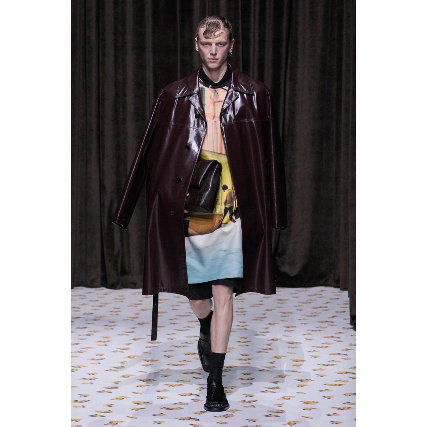 Igor V (@igor_v_w ) for Jil Sander SS25. Styling by Poppy Kain, hair by Eugene Souleiman, make-up by Lucia Pieroni, casting by Julia Lange.