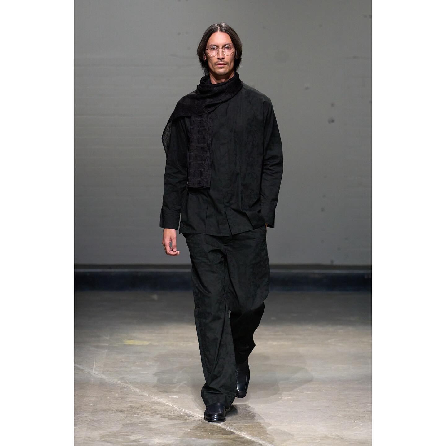 Robert (@robert_suthers ) for Luke Derrick SS25. Styling by Ola Ebiti, hair by Louis Ghewy, casting by Piotr Chamier.