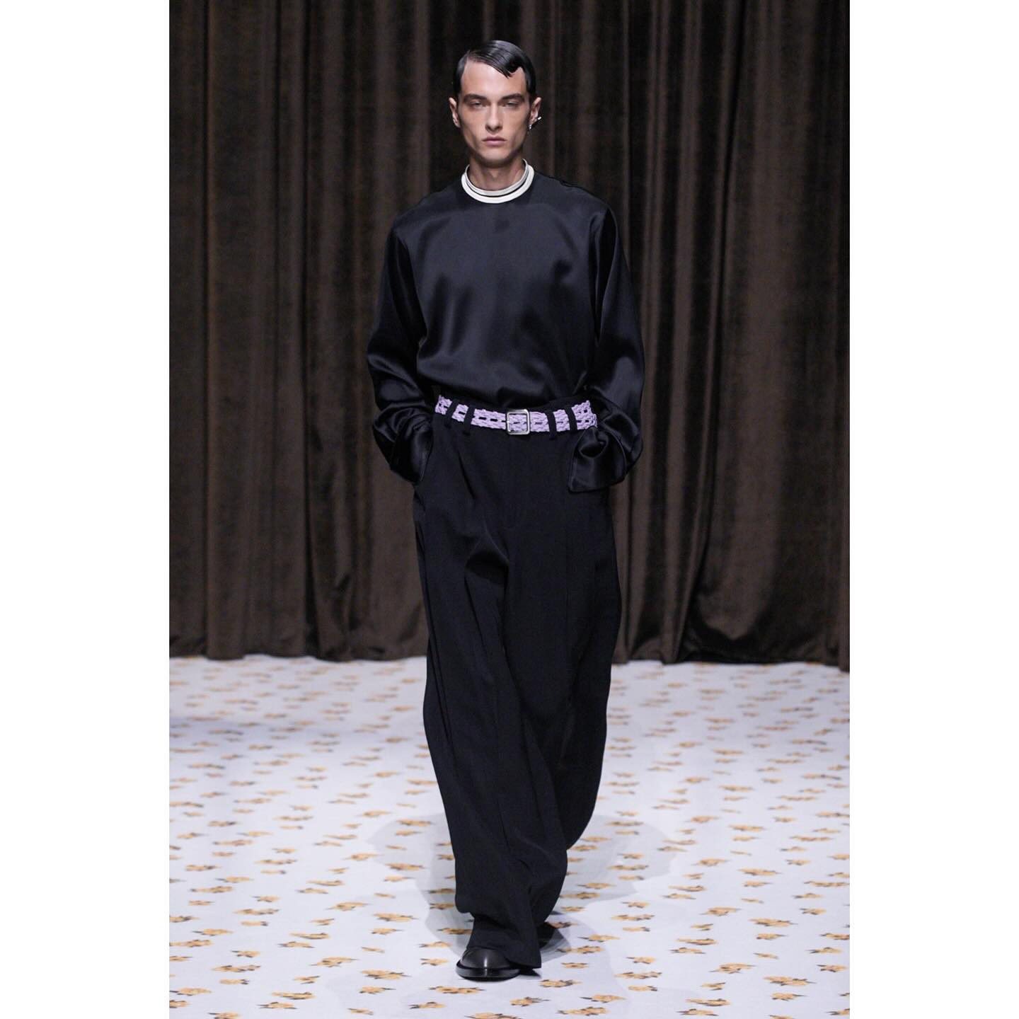 Viktor K (@viko63 ) for Jil Sander SS25. Styling by Poppy Kain, hair by Eugene Souleiman, make-up by Lucia Pieroni, casting by Julia Lange.