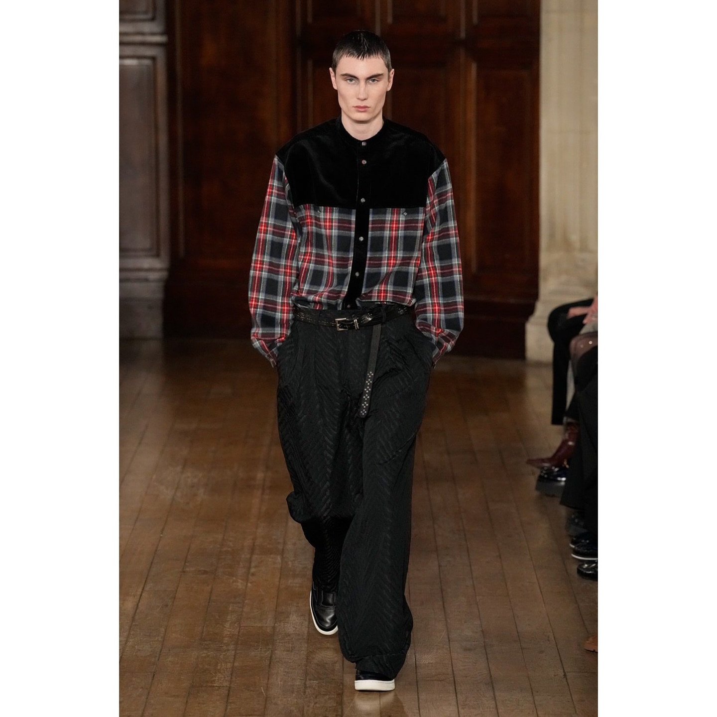 Joe (@joesaunders05 ) for White Mountaineering AW25. Casting by Mathilde Hesse.