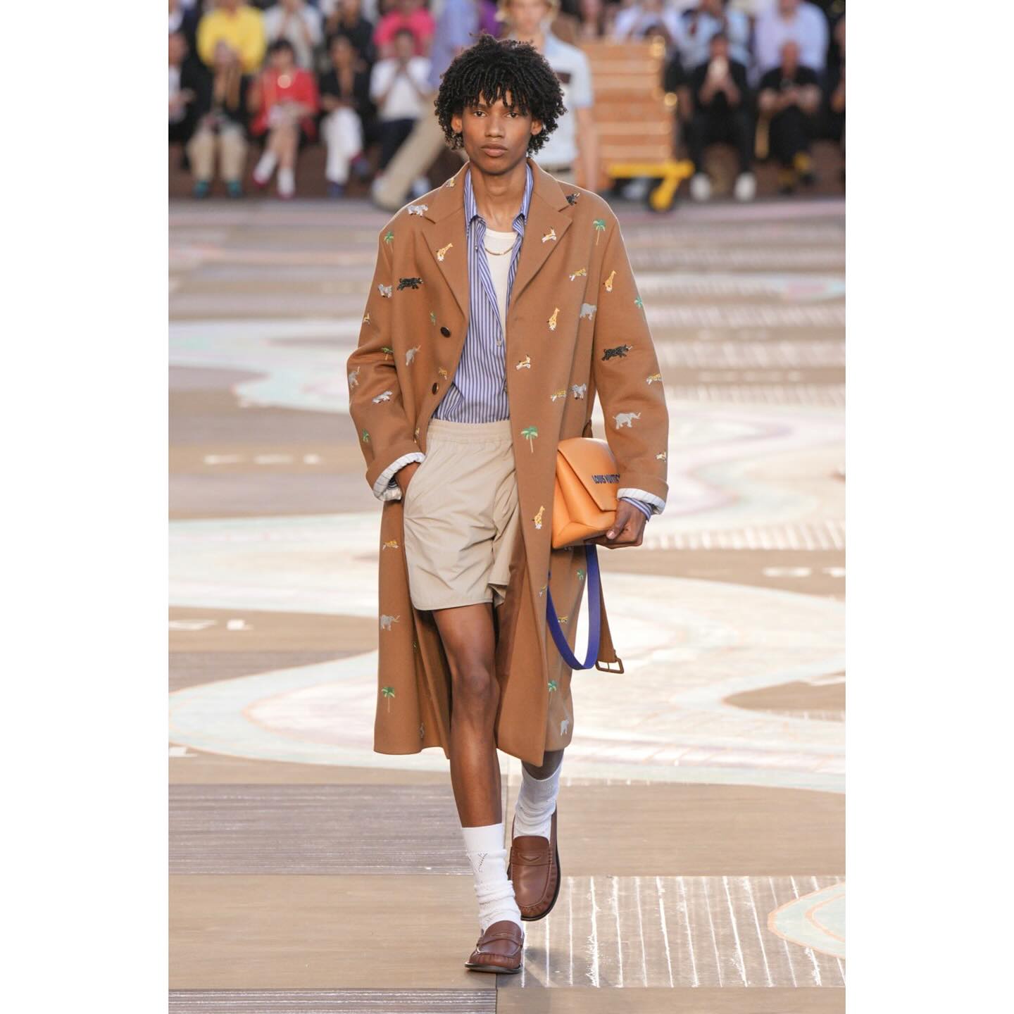 Javi (@7javidiaz7 ) debut for Louis Vuitton SS26. Styling by Matthew Henson, casting by Establishment.
