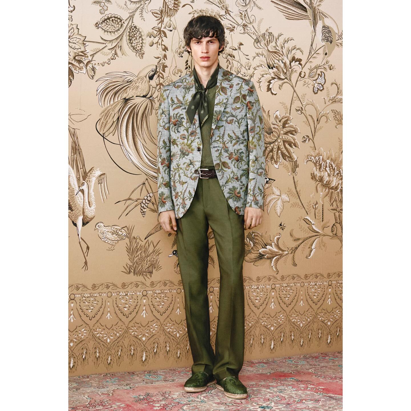 Kaplan (@kapo.h ) for Etro Resort 2026. Photography by Raffaele Cerulo, styling by Roberto Piu, hair by Massimo Gamba, make-up by Alice Fayre, casting by Simone Bart Rocchietti.